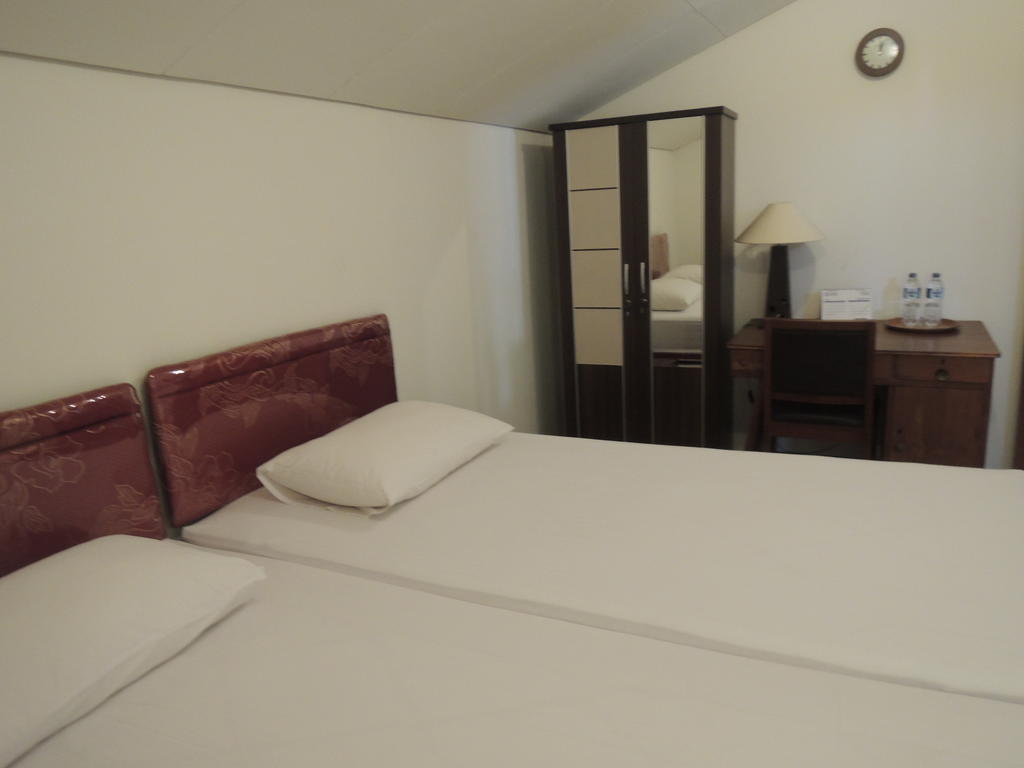 Rumah Polonia Guest House Jakarta Room photo